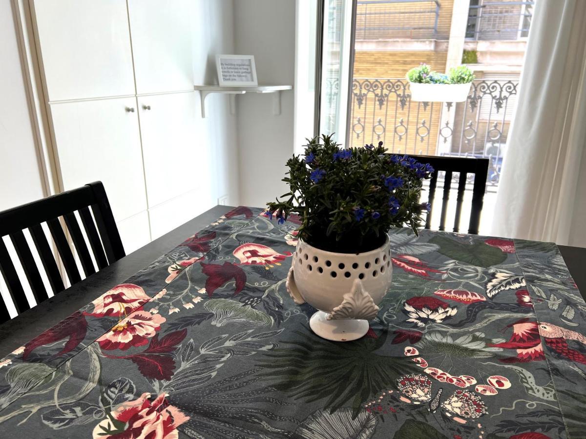 Bienvenue 3 Apartment Bari Exterior photo